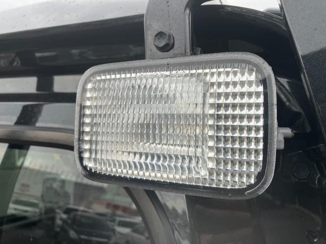 ハイゼットトラック ジャンボＳＡＩＩＩｔ　Ｐａｎａｓｏｎｉｃ７インチナビ　衝突軽減ブレーキ　横滑り防止装置　レベライザー　ＬＥＤ荷台作業灯　シートカバー　純正ステアリング付き　Ｂｌｕｅｔｈｏｏｔｈ　フルセグＴＶ　スペアキー　フォグランプ（19枚目）