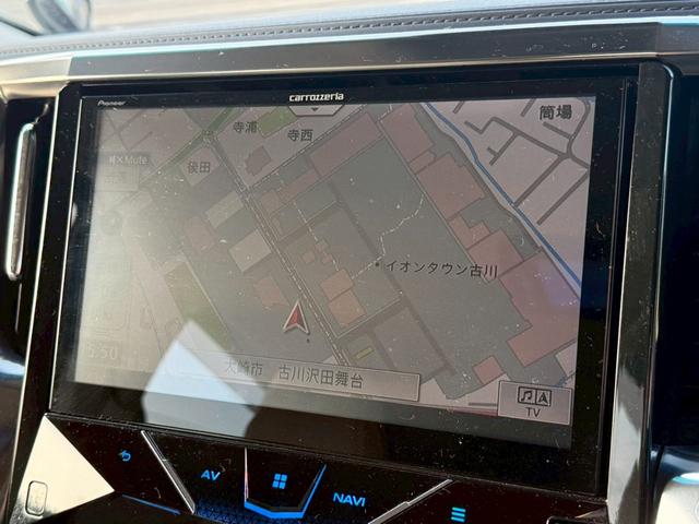 アルファードハイブリッド Ｘ　モデリスタフルエアロ　Ｃａｒｒｏｚｚｅｒｉａ１０インチナビ　Ｃａｒｒｏｚｚｅｒｉａ１２．３型フリップダウンモニター　デジタルインナーミラー　寒冷地仕様　ＢＳＭ　両側電動スライドドア　ドラレコ　ＥＴＣ（10枚目）