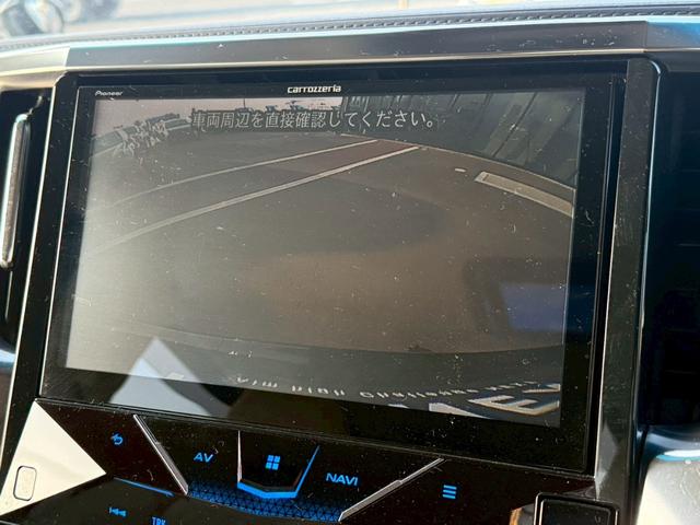 アルファードハイブリッド Ｘ　モデリスタフルエアロ　Ｃａｒｒｏｚｚｅｒｉａ１０インチナビ　Ｃａｒｒｏｚｚｅｒｉａ１２．３型フリップダウンモニター　デジタルインナーミラー　寒冷地仕様　ＢＳＭ　両側電動スライドドア　ドラレコ　ＥＴＣ（11枚目）