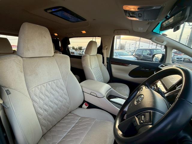 アルファードハイブリッド Ｘ　モデリスタフルエアロ　Ｃａｒｒｏｚｚｅｒｉａ１０インチナビ　Ｃａｒｒｏｚｚｅｒｉａ１２．３型フリップダウンモニター　デジタルインナーミラー　寒冷地仕様　ＢＳＭ　両側電動スライドドア　ドラレコ　ＥＴＣ（27枚目）
