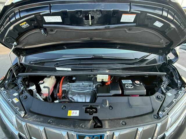 アルファードハイブリッド Ｘ　モデリスタフルエアロ　Ｃａｒｒｏｚｚｅｒｉａ１０インチナビ　Ｃａｒｒｏｚｚｅｒｉａ１２．３型フリップダウンモニター　デジタルインナーミラー　寒冷地仕様　ＢＳＭ　両側電動スライドドア　ドラレコ　ＥＴＣ（33枚目）