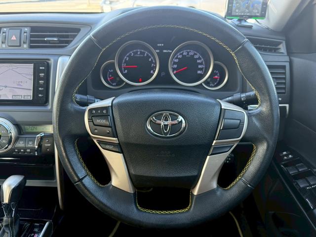 マークＸ ２５０Ｇ　Ｆｏｕｒ　イエローレーベル　４ＷＤ　純正ナビ　バックカメラ　クルーズコントロール　ＬＥＤヘッドライト　フォグランプ　オートライト　ＭＴモード　ステアリングスイッチ　フルセグ　Ｂｌｕｅｔｏｏｔｈ　パワーシート　スマートキー　ＥＴＣ（9枚目）