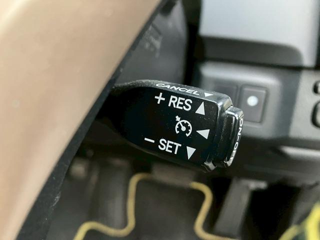 マークＸ ２５０Ｇ　Ｆｏｕｒ　イエローレーベル　４ＷＤ　純正ナビ　バックカメラ　クルーズコントロール　ＬＥＤヘッドライト　フォグランプ　オートライト　ＭＴモード　ステアリングスイッチ　フルセグ　Ｂｌｕｅｔｏｏｔｈ　パワーシート　スマートキー　ＥＴＣ（10枚目）