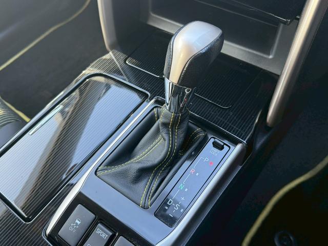 マークＸ ２５０Ｇ　Ｆｏｕｒ　イエローレーベル　４ＷＤ　純正ナビ　バックカメラ　クルーズコントロール　ＬＥＤヘッドライト　フォグランプ　オートライト　ＭＴモード　ステアリングスイッチ　フルセグ　Ｂｌｕｅｔｏｏｔｈ　パワーシート　スマートキー　ＥＴＣ（13枚目）