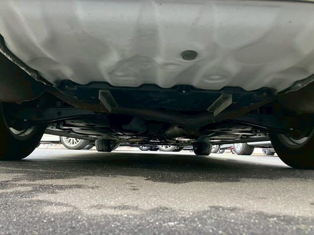 マークＸ ２５０Ｇ　Ｆｏｕｒ　イエローレーベル　４ＷＤ　純正ナビ　バックカメラ　クルーズコントロール　ＬＥＤヘッドライト　フォグランプ　オートライト　ＭＴモード　ステアリングスイッチ　フルセグ　Ｂｌｕｅｔｏｏｔｈ　パワーシート　スマートキー　ＥＴＣ（27枚目）