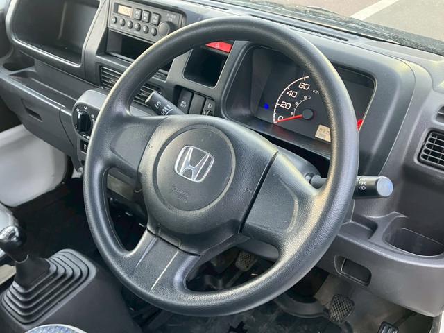アクティトラック ＳＤＸ　４ＷＤ　ＭＴ車　ハロゲンヘッドライト　マニュアルエアコン　運転席エアバック　荷台ランプ　ＦＭ・ＰＭラジオ　純正スチールホイール（9枚目）