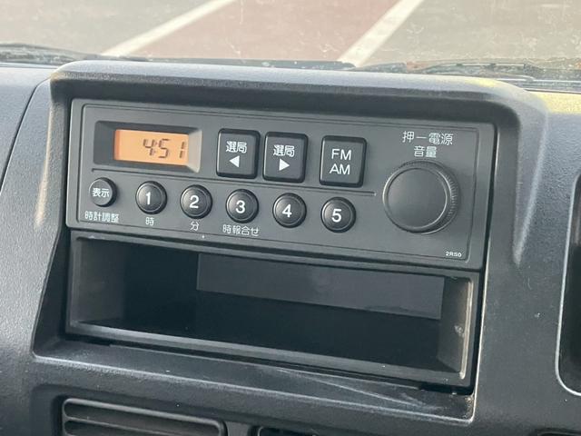 アクティトラック ＳＤＸ　４ＷＤ　ＭＴ車　ハロゲンヘッドライト　マニュアルエアコン　運転席エアバック　荷台ランプ　ＦＭ・ＰＭラジオ　純正スチールホイール（13枚目）