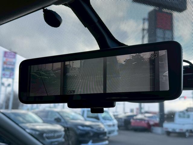 �f�W�^���C���i�[�~���[