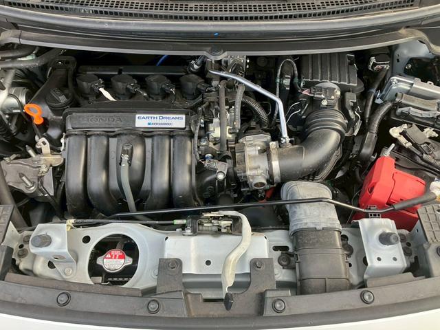 �y�G���W�����[���z�s��͂Ȃ��ǍD�ȏ�Ԃł��B�G���W�����[�������ꂢ�ɂ��Ă����Ɩ�����̃g���u�����ɓ_�����₷���Ȃ�̂ŁA�����납��̐��|�����X�X���ł��B