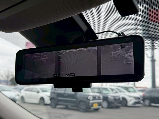 �f�W�^���C���i�[�~���[