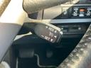 【クルーズコントロール】手元のボタンで一定速度での巡行が可能です。速度調節も可能です。高速道路走行時に便利な機能ですね♪