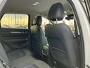 【リアシート】広々としているので後部座席の方も快適にドライブができます♪