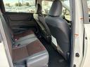 【リアシート】広々としているので後部座席の方も快適にドライブができます♪