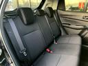【リアシート】広々としているので後部座席の方も快適にドライブができます♪