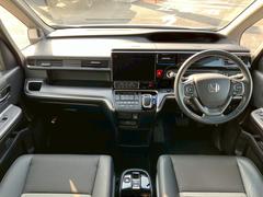 【整備工場完備】ご安心してお乗り頂くため環境を整えております。お車の定期メンテナンスの他、車検やタイヤ交換などもお任せください！ 2