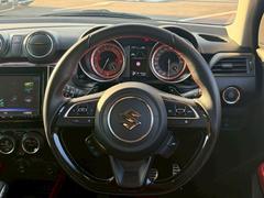 �ڣ��ãá۰���®�٤Ǥν�ҤϤ�����������μ�ξ�Ȥε�Υ�������ݤ��ʤ��鼫ư�ǲø�®��Ԥ��ޤ�����®ƻϩ���Ի��ˤ����Ѵ򤷤���ǽ�Ǥ��� 3