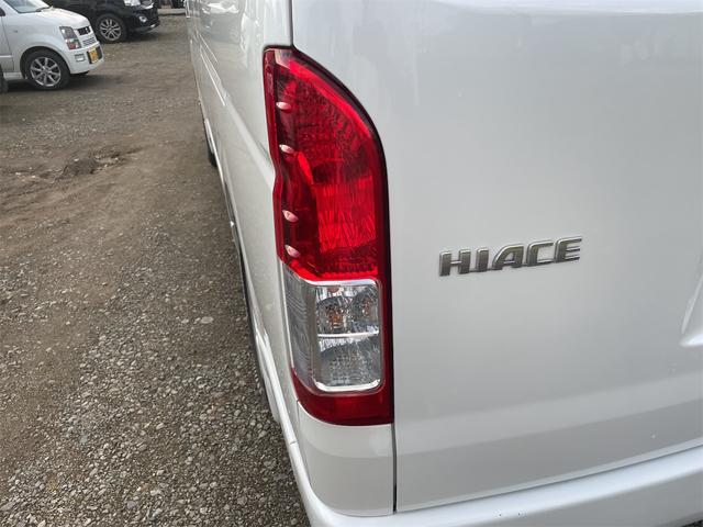 ハイエースワゴン グランドキャビン　４ＷＤパワースライドドアＥＴＣ地デジナビ　プッシュスタート（18枚目）