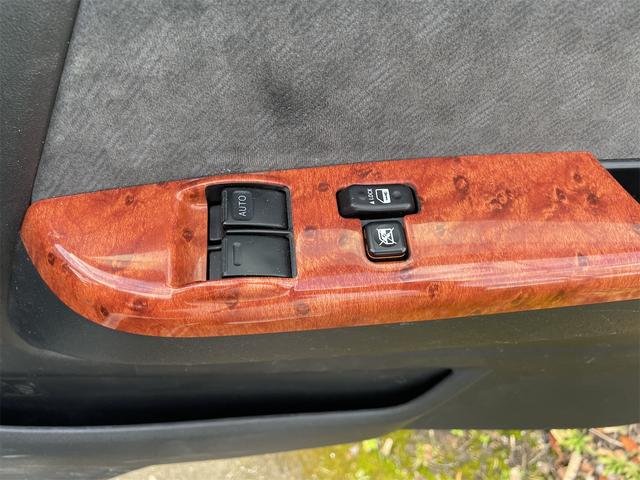 ハイエースワゴン グランドキャビン　４ＷＤパワースライドドアＥＴＣ地デジナビ　プッシュスタート（30枚目）