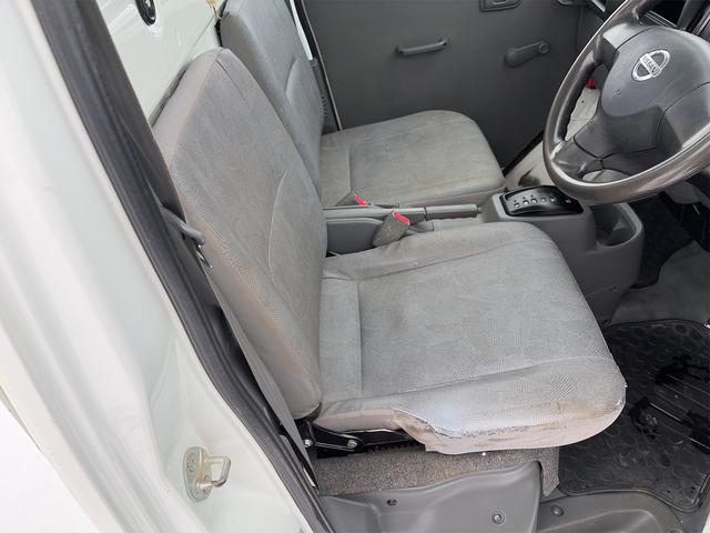 クリッパートラック ＳＤ　オートマチック４ＷＤエアコンパワステタイミングベルト交換済みパートタイム四駆（12枚目）