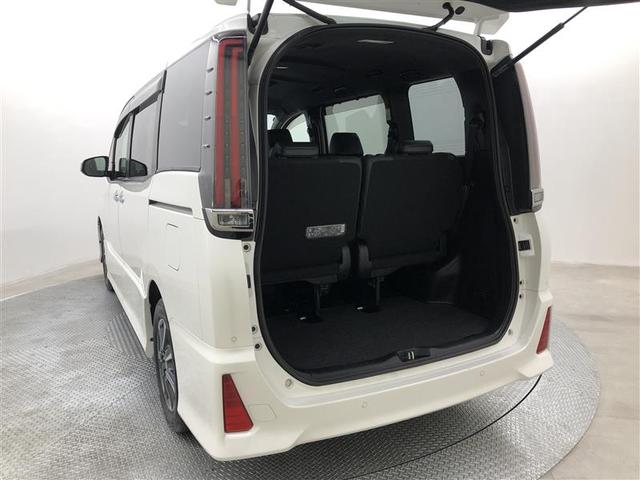 ノア Ｓｉ　ダブルバイビーＩＩ　フルセグ　メモリーナビ　ＤＶＤ再生　ミュージックプレイヤー接続可　バックカメラ　衝突被害軽減システム　ＥＴＣ　両側電動スライド　ＬＥＤヘッドランプ　ウオークスルー　乗車定員８人　３列シート　フルエアロ（12枚目）