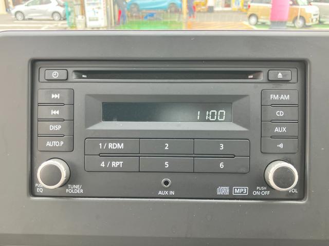デイズ S 4WD 衝突回避支援 CDチューナー ハロゲンヘッドライト マニュアルエアコン(3枚目)