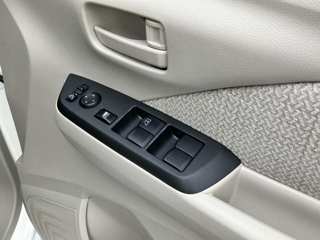 デイズ S 4WD 衝突回避支援 CDチューナー ハロゲンヘッドライト マニュアルエアコン(21枚目)