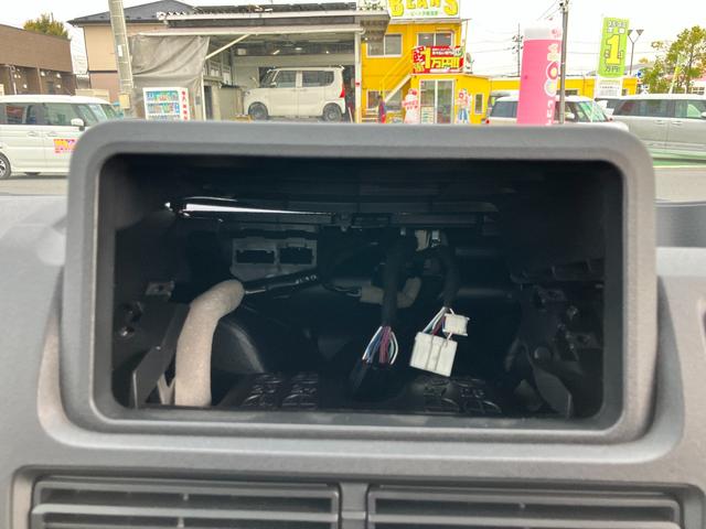 ハイゼットトラック エクストラ 4WD マニュアル 衝突回避支援 プッシュスタート式 ハロゲンヘッドライト LEDフォグランプ テールゲートチェーン(3枚目)