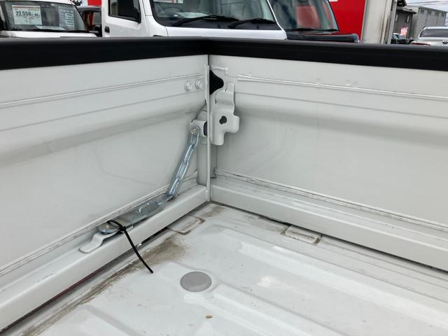 ハイゼットトラック エクストラ 4WD マニュアル 衝突回避支援 プッシュスタート式 ハロゲンヘッドライト LEDフォグランプ テールゲートチェーン(27枚目)