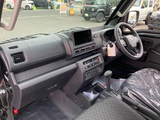 ハイゼットトラック 届出済未使用車 4WD 衝突回避支援 オーディオレス LEDヘッドランプ LEDフォグランプ プッシュスタート式(23枚目)