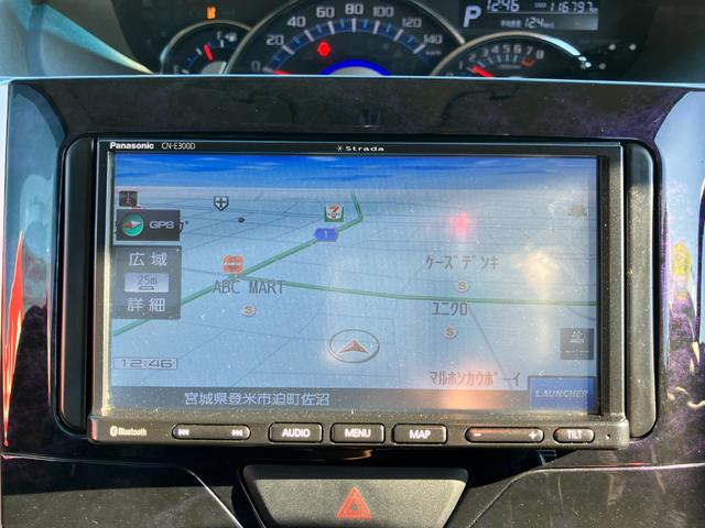 タント カスタムＸ　トップエディションリミテッドＳＡＩＩＩ　衝突回避支援　社外ワンセグナビ　全方位モニター付きバックカメラ　プッシュスタート式　ＬＥＤフォグランプ　ＬＥＤフォグランプ　オートエアコン　１４インチアルミ　両側パワスラ（3枚目）