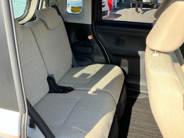 ムーヴキャンバス Ｘリミテッド　ＳＡＩＩ　衝突回避支援　純正フルセグナビ　全方位モニター付きバックカメラ　ＨＤＭＩ入力端子　ＵＳＢ端子　ハロゲンヘッドライト　両側パワスラ（31枚目）