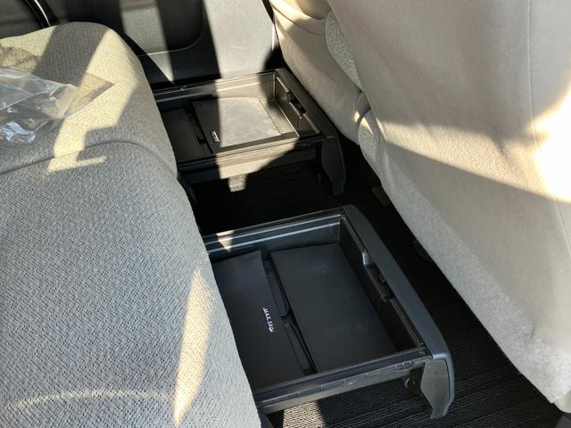 ムーヴキャンバス Ｘリミテッド　ＳＡＩＩ　衝突回避支援　純正フルセグナビ　全方位モニター付きバックカメラ　ＨＤＭＩ入力端子　ＵＳＢ端子　ハロゲンヘッドライト　両側パワスラ（32枚目）