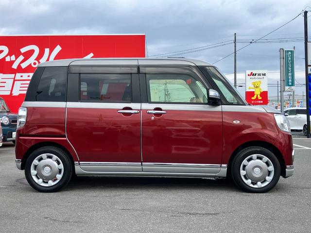 ムーヴキャンバス Ｇブラックインテリアリミテッド　ＳＡＩＩＩ　衝突回避支援　両側パワスラ　社外フルセグナビ　全方位モニター付きバックカメラ　ＬＥＤヘッドランプ　ＬＥＤフォグランプ　オートエアコン　シートアンダーボックス　運転席シートアジャスター（7枚目）