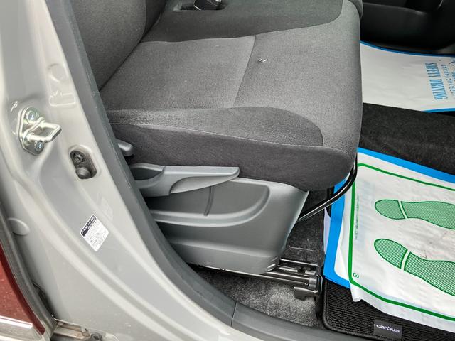 ムーヴキャンバス Ｇブラックインテリアリミテッド　ＳＡＩＩＩ　衝突回避支援　両側パワスラ　社外フルセグナビ　全方位モニター付きバックカメラ　ＬＥＤヘッドランプ　ＬＥＤフォグランプ　オートエアコン　シートアンダーボックス　運転席シートアジャスター（24枚目）