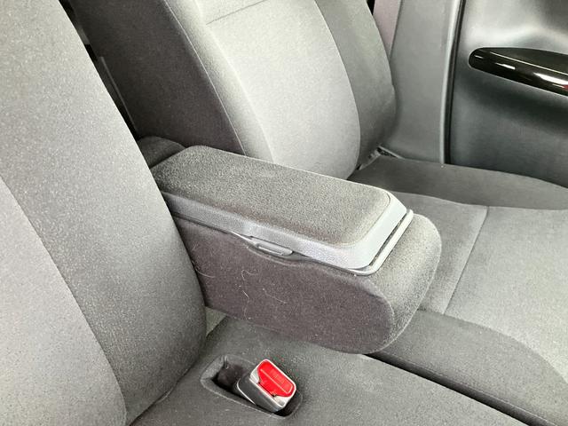 ムーヴキャンバス Ｇブラックインテリアリミテッド　ＳＡＩＩＩ　衝突回避支援　両側パワスラ　社外フルセグナビ　全方位モニター付きバックカメラ　ＬＥＤヘッドランプ　ＬＥＤフォグランプ　オートエアコン　シートアンダーボックス　運転席シートアジャスター（28枚目）