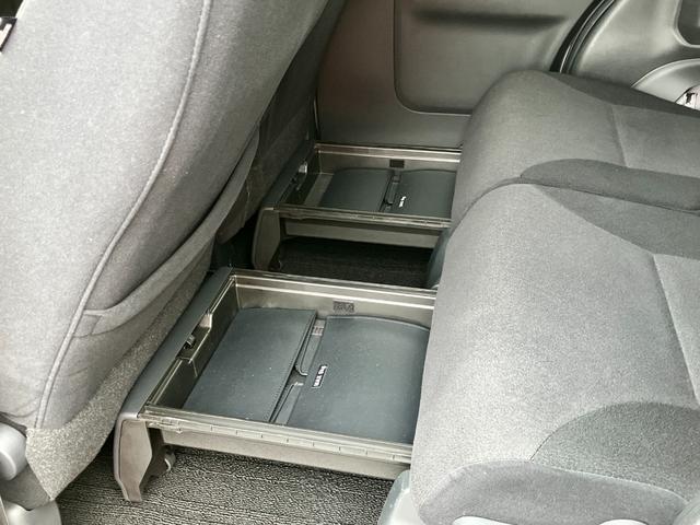 ムーヴキャンバス Ｇブラックインテリアリミテッド　ＳＡＩＩＩ　衝突回避支援　両側パワスラ　社外フルセグナビ　全方位モニター付きバックカメラ　ＬＥＤヘッドランプ　ＬＥＤフォグランプ　オートエアコン　シートアンダーボックス　運転席シートアジャスター（34枚目）