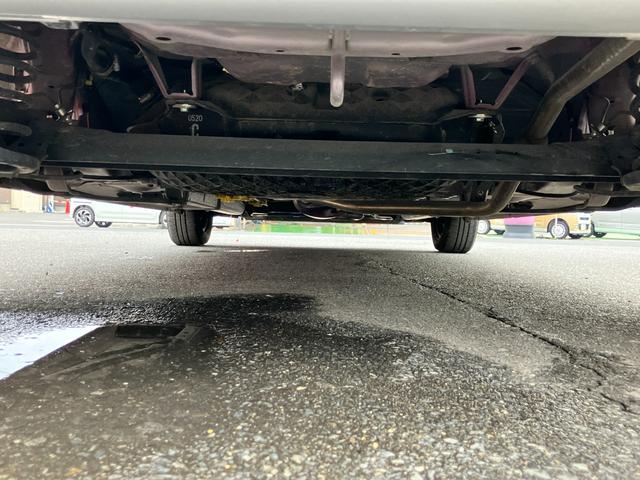 ムーヴキャンバス Ｇブラックインテリアリミテッド　ＳＡＩＩＩ　衝突回避支援　両側パワスラ　社外フルセグナビ　全方位モニター付きバックカメラ　ＬＥＤヘッドランプ　ＬＥＤフォグランプ　オートエアコン　シートアンダーボックス　運転席シートアジャスター（38枚目）