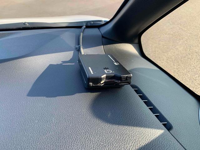 高速走行もスムーズにお支払いが可能な【ＥＴＣ】ご納車までにセットアップを行い、ご納車時にはご利用いただけるようにいたします。