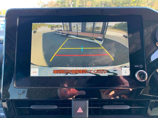 バックカメラ装備。駐車が苦手な方には欠かせません。