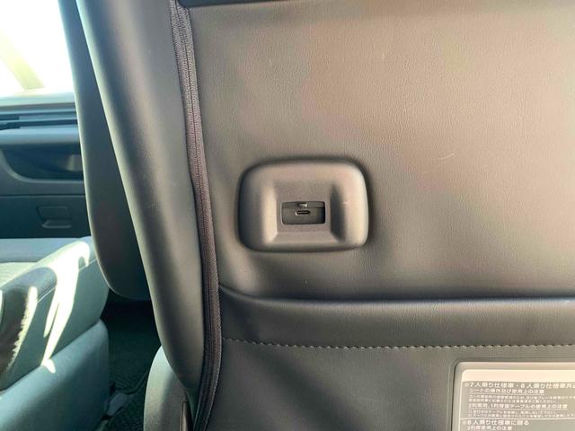 セレナ ハイウェイスターV ドライブレコーダー ETC バックカメラ ナビ クリアランスソナー 衝突被害軽減システム 両側電動スライドドア LEDヘッドランプ スマートキー アイドリングストップ 電動格納ミラー 3列シート(42枚目)