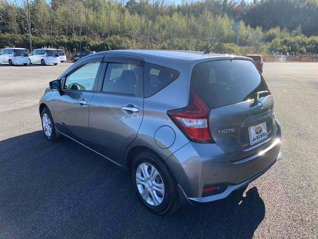 ノート e-パワー X ドライブレコーダー ETC 全周囲カメラ ナビ TV クリアランスソナー レーンアシスト 衝突被害軽減システム オートライト スマートキー 電動格納ミラー CVT 盗難防止システム 衝突安全ボディ(7枚目)