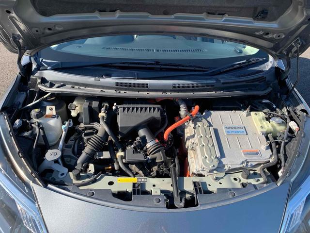 ノート e-パワー X ドライブレコーダー ETC 全周囲カメラ ナビ TV クリアランスソナー レーンアシスト 衝突被害軽減システム オートライト スマートキー 電動格納ミラー CVT 盗難防止システム 衝突安全ボディ(12枚目)