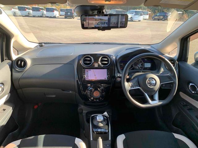 ノート e-パワー X ドライブレコーダー ETC 全周囲カメラ ナビ TV クリアランスソナー レーンアシスト 衝突被害軽減システム オートライト スマートキー 電動格納ミラー CVT 盗難防止システム 衝突安全ボディ(13枚目)