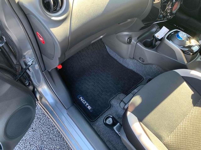 ノート e-パワー X ドライブレコーダー ETC 全周囲カメラ ナビ TV クリアランスソナー レーンアシスト 衝突被害軽減システム オートライト スマートキー 電動格納ミラー CVT 盗難防止システム 衝突安全ボディ(27枚目)