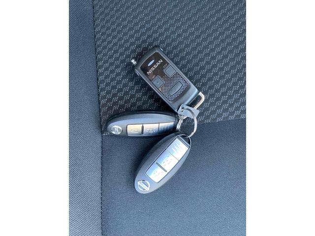 ノート e-パワー X ドライブレコーダー ETC 全周囲カメラ ナビ TV クリアランスソナー レーンアシスト 衝突被害軽減システム オートライト スマートキー 電動格納ミラー CVT 盗難防止システム 衝突安全ボディ(49枚目)