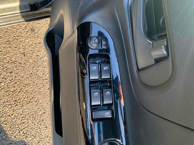 ムーヴキャンバス Ｌ　ＳＡＩＩ　両側スライドドア　衝突被害軽減システム　キーレスエントリー　アイドリングストップ　電動格納ミラー　ベンチシート　ＣＶＴ　盗難防止システム　ＡＢＳ　ＥＳＣ　ＣＤ　ＭＤ　衝突安全ボディ　エアコン（38枚目）