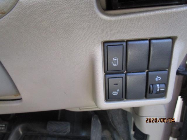 ルークス Ｘ　４ＷＤ　ＰＷ　ＰＳ　ＡＢＳ　片側電動両側スライドドア　衝突安全ボディ　ベンチシート　運・助・サイドエアバッグ　修復歴無し（15枚目）