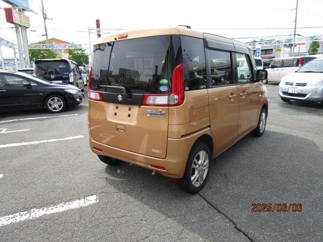 スペーシア Ｘ　４ＷＤ　ＡＷ　ＰＳ　ＰＷ　ＡＢＳ　片側電動スライドドア　キーレス　シートヒーター　衝突安全ボディ　アイドリングストップ　フルフラット（6枚目）