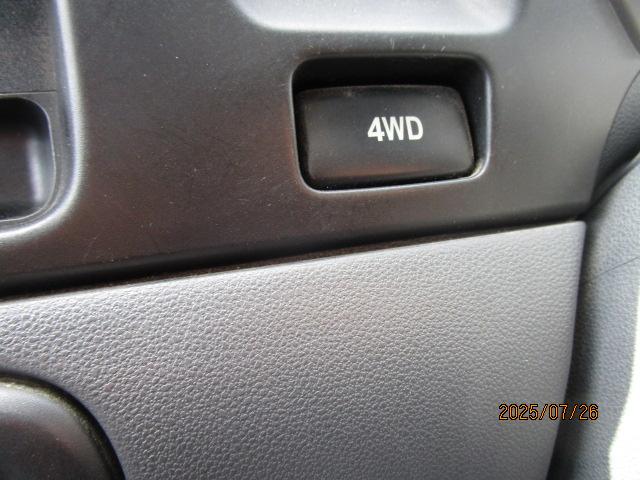ハイゼットカーゴ クルーズ　４ＷＤ　ＰＳ　ＰＷ　ＡＢＳ　エアＢ　両側スライドドア　キーレスエントリー　ドアバイザー　修復歴無し（15枚目）