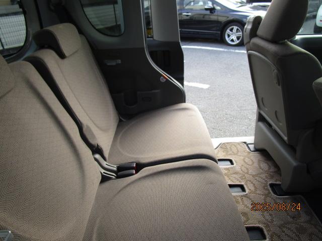 タント Ｘ　４ＷＤスペシャル　４ＷＤ　ＰＳ　ＰＷ　ＡＢＳ　キーレス　ベンチシート　衝突安全ボディ　寒冷地仕様　スマートキー　運転席エアバッグ　助手席エアバッグ（11枚目）